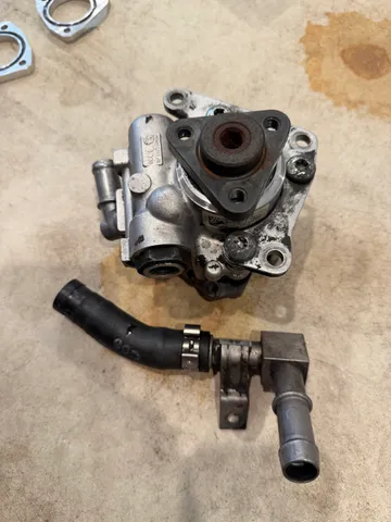 BMW power steering pump