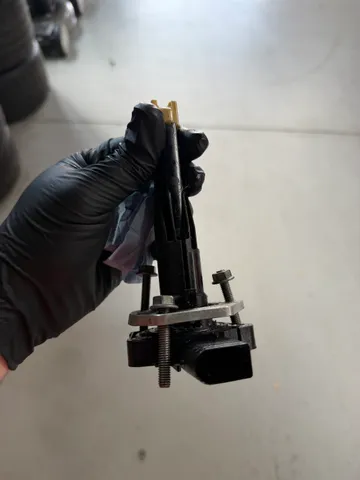 Oil level sensor for S55